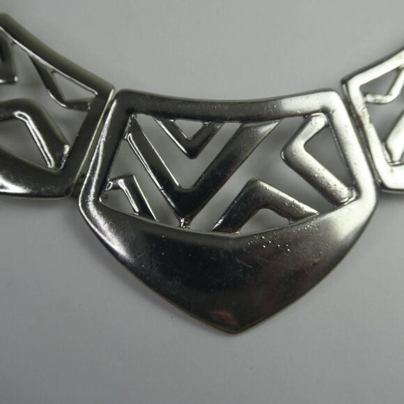 Silver Tone Wide Bib Statement Chain Link Necklace Chevron Triangle Career Chic - Picture 3 of 8